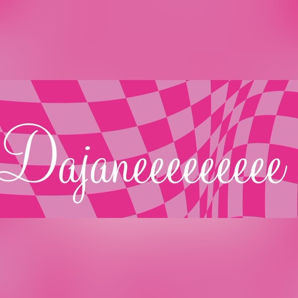 Meet your Posher, Tori - Picture 2 of 8